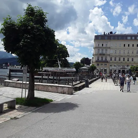 Seeblick Im Zentrum